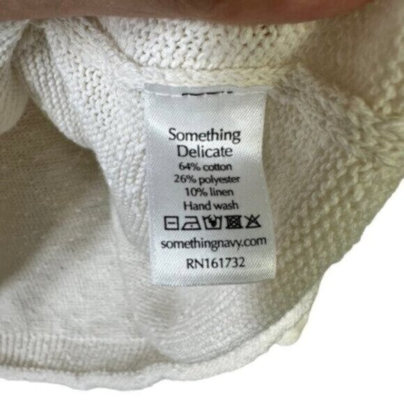 Something Navy | Cream & Embroidered Blue Flower Ruffle Crewneck Sweater Size M - Picture 4 of 6